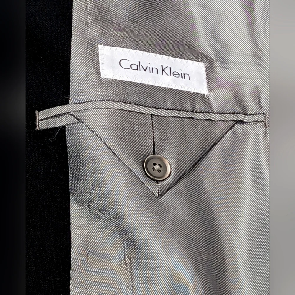 Calvin Klein 100% Pure New Wool Men's Black Blazer Size 43R